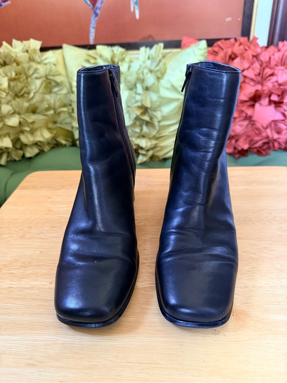 Laura Scott Black Leather Square-Toe Ankle Booties